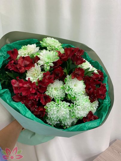 Альстромерия,хризантема кустовая